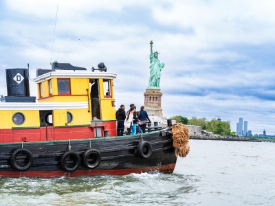 Yacht 22 - Statue - photo credit - Richard Bowditch